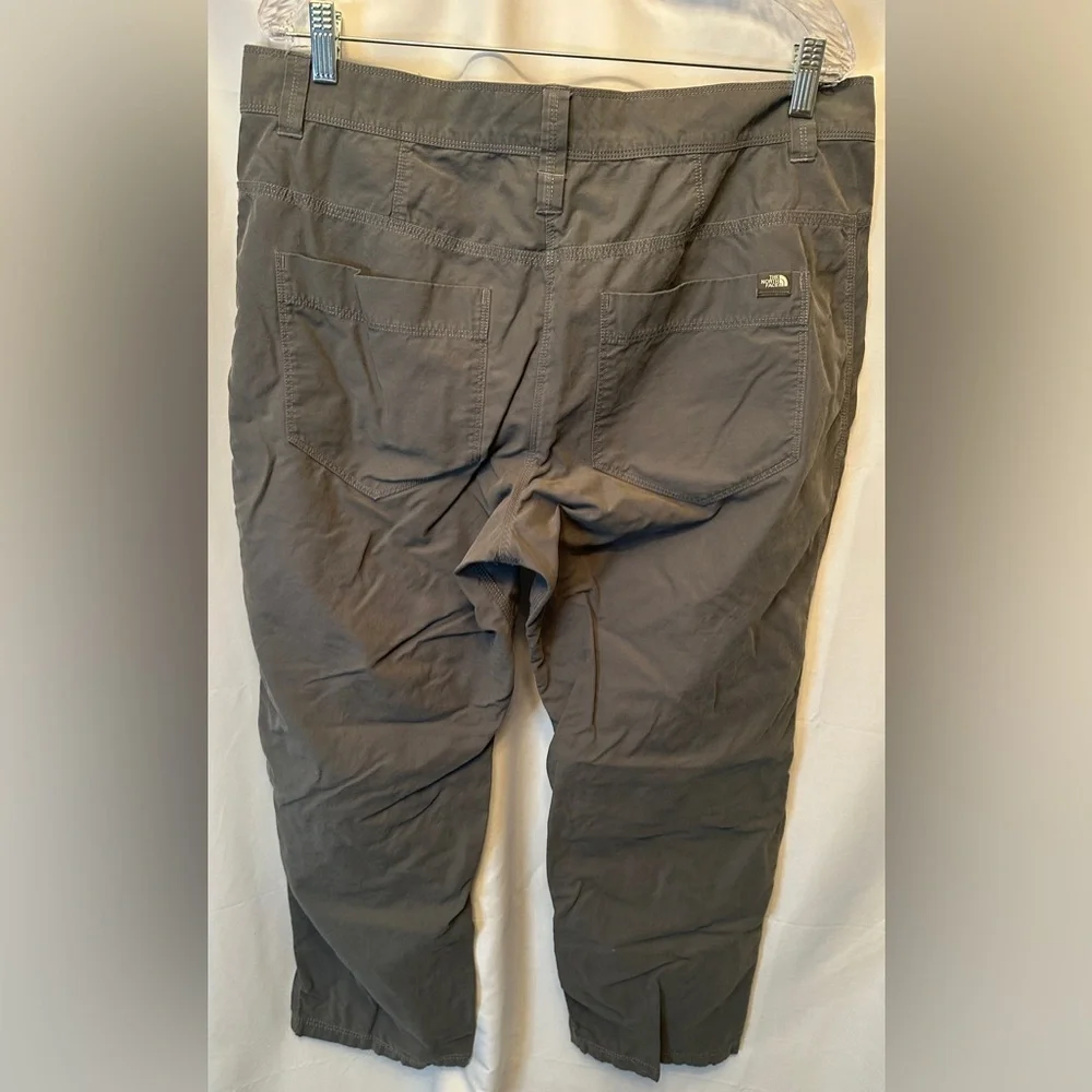 The‎ North Face Men’s Size 36x30 Gray Cotton Nylon Pants Outdoor Hiking Pockets